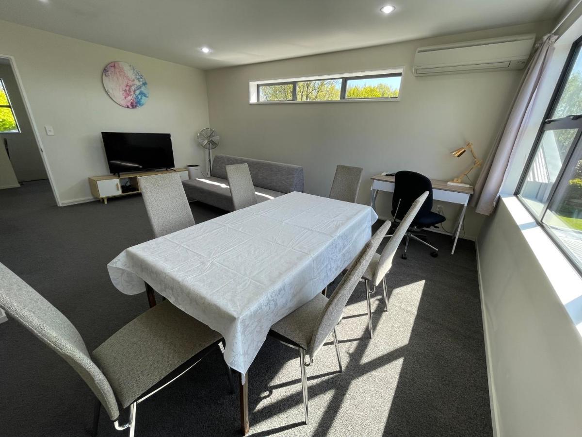 شقة Quiet, New, Sunny Cnzhouse On Upstairs Near Cbd كريستتشيرش المظهر الخارجي الصورة