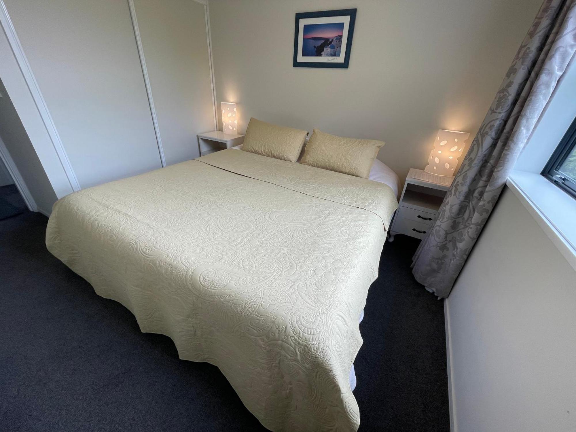 شقة Quiet, New, Sunny Cnzhouse On Upstairs Near Cbd كريستتشيرش المظهر الخارجي الصورة