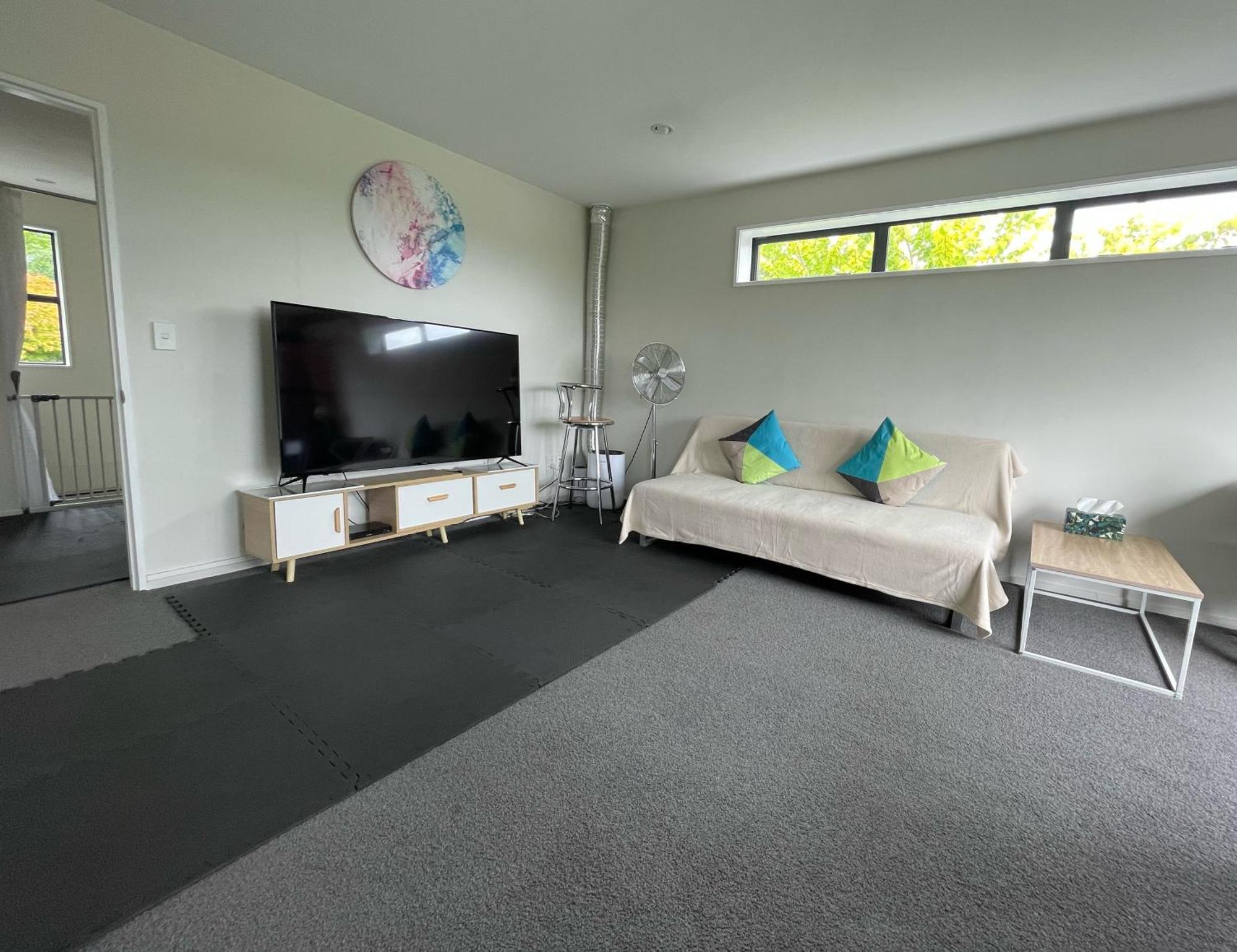 شقة Quiet, New, Sunny Cnzhouse On Upstairs Near Cbd كريستتشيرش المظهر الخارجي الصورة